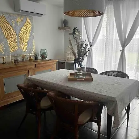 Maison Entre Terre Et Holiday home *